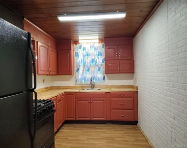 32 Vernon Terrace - Photo Thumbnail 3
