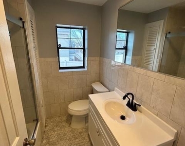 24 Emmett Avenue - Photo Thumbnail 7