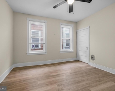 5723 Spruce St - Photo Thumbnail 7