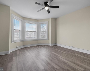 5723 Spruce St - Photo Thumbnail 10