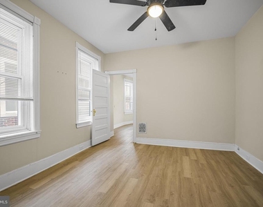 5723 Spruce St - Photo Thumbnail 6