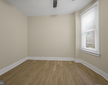 5723 Spruce St - Photo Thumbnail 9