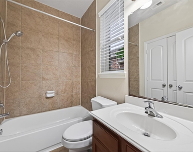 5215 Field Briar Lane - Photo Thumbnail 27
