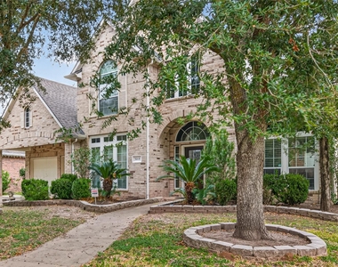 5215 Field Briar Lane - Photo Thumbnail 2