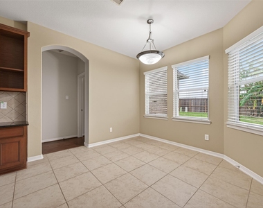5215 Field Briar Lane - Photo Thumbnail 17
