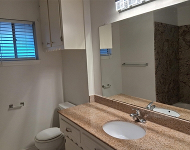 7515 Brush Wood Drive - Photo Thumbnail 6