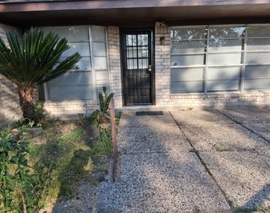 7515 Brush Wood Drive - Photo Thumbnail 1