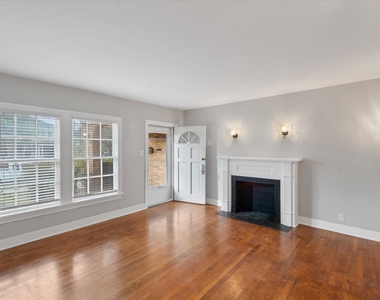 4337 Jefferson Street - Photo Thumbnail 3