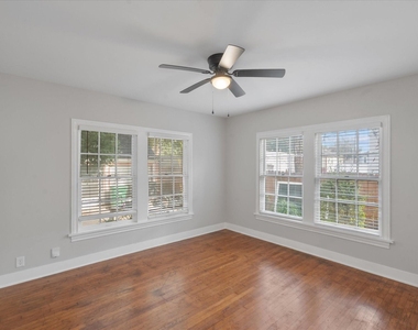 4337 Jefferson Street - Photo Thumbnail 9