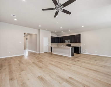 3915 Sugardale Street - Photo Thumbnail 7