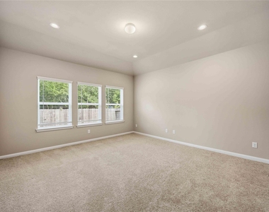 3915 Sugardale Street - Photo Thumbnail 14