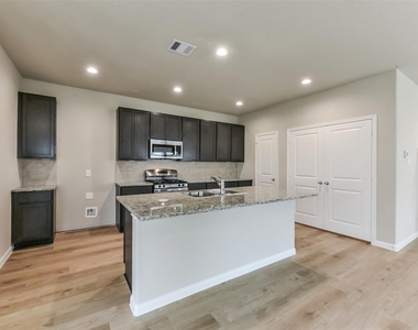3842 Sugardale Street - Photo Thumbnail 8
