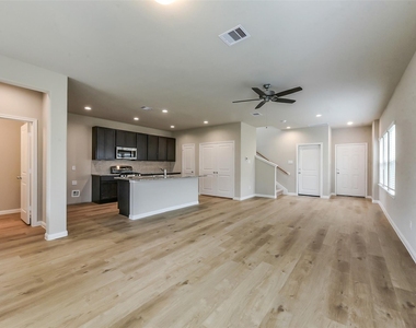 3842 Sugardale Street - Photo Thumbnail 7