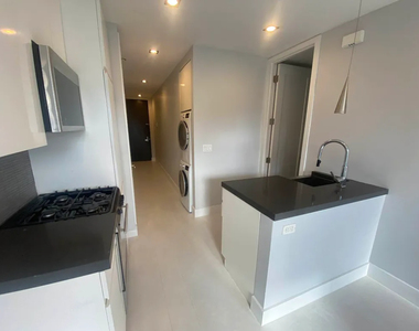 195 Stanton Street - Photo Thumbnail 2