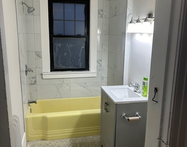 304 Edgewood Street - Photo Thumbnail 1