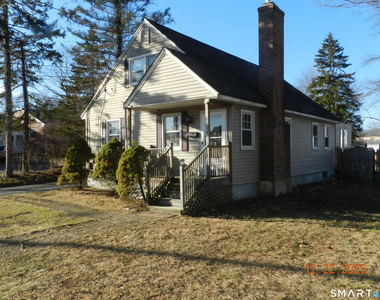 10 Poplar Street - Photo Thumbnail 1