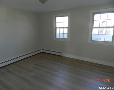 10 Poplar Street - Photo Thumbnail 4