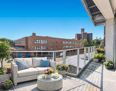 99 Gold Street - Photo Thumbnail 2