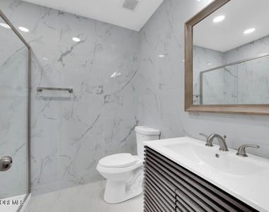 4 Cooper Court - Photo Thumbnail 15