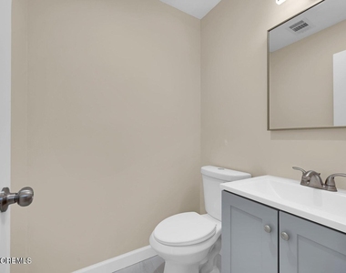 4 Cooper Court - Photo Thumbnail 12
