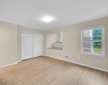 4 Cooper Court - Photo Thumbnail 16