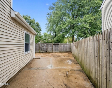 4 Cooper Court - Photo Thumbnail 21