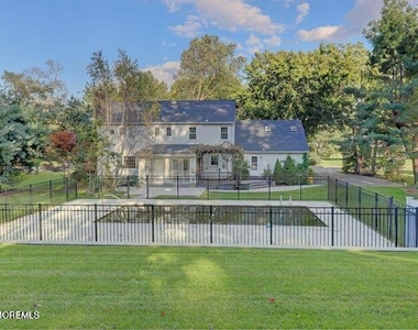7 Woods Road - Photo Thumbnail 14