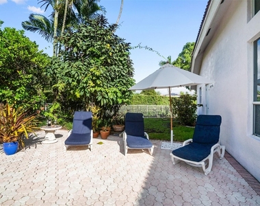 1012 Sw 156th Avenue - Photo Thumbnail 48