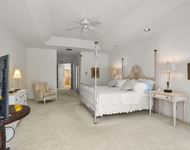 1012 Sw 156th Avenue - Photo Thumbnail 32