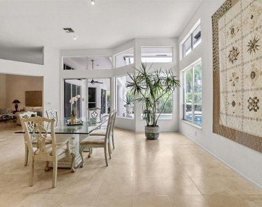1012 Sw 156th Avenue - Photo Thumbnail 14
