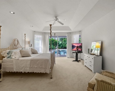 1012 Sw 156th Avenue - Photo Thumbnail 31