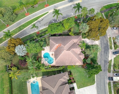 1012 Sw 156th Avenue - Photo Thumbnail 62