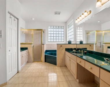 1012 Sw 156th Avenue - Photo Thumbnail 35