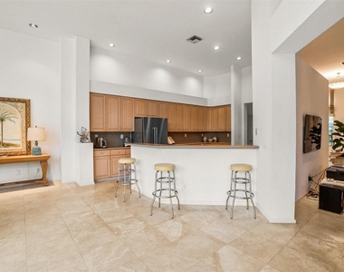 1012 Sw 156th Avenue - Photo Thumbnail 16