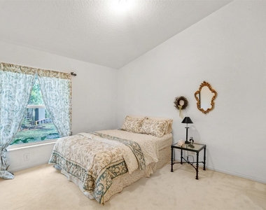 1012 Sw 156th Avenue - Photo Thumbnail 41
