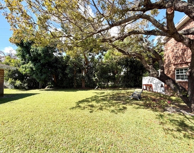 413 N Cypress Drive - Photo Thumbnail 28