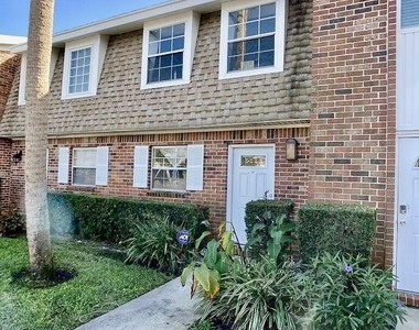 413 N Cypress Drive - Photo Thumbnail 22