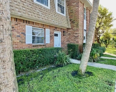 413 N Cypress Drive - Photo Thumbnail 23