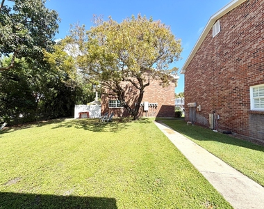 413 N Cypress Drive - Photo Thumbnail 26