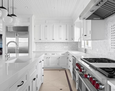 17 Ludlow Lane - Photo Thumbnail 10