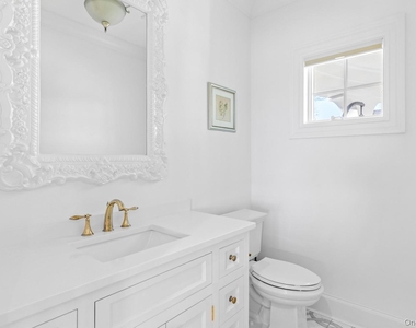 17 Ludlow Lane - Photo Thumbnail 40
