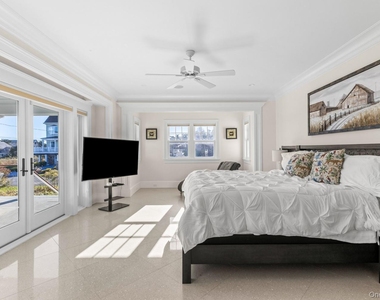 17 Ludlow Lane - Photo Thumbnail 21