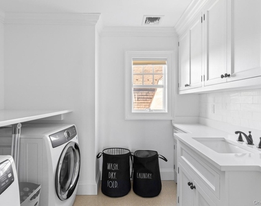 17 Ludlow Lane - Photo Thumbnail 46