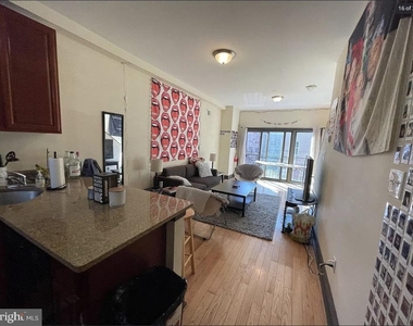 1945 N 18th Street - Photo Thumbnail 6