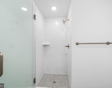 4324 Lancaster Avenue - Photo Thumbnail 19