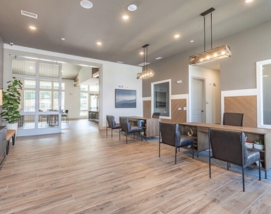 3520 Pinetree Grove Lane - Photo Thumbnail 23