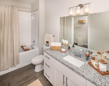 3520 Pinetree Grove Lane - Photo Thumbnail 25