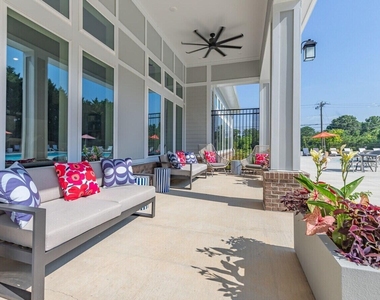 3520 Pinetree Grove Lane - Photo Thumbnail 16