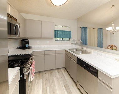 2112 Waterway Bnd - Photo Thumbnail 8