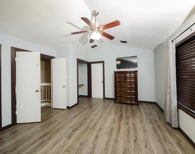 2112 Waterway Bnd - Photo Thumbnail 16